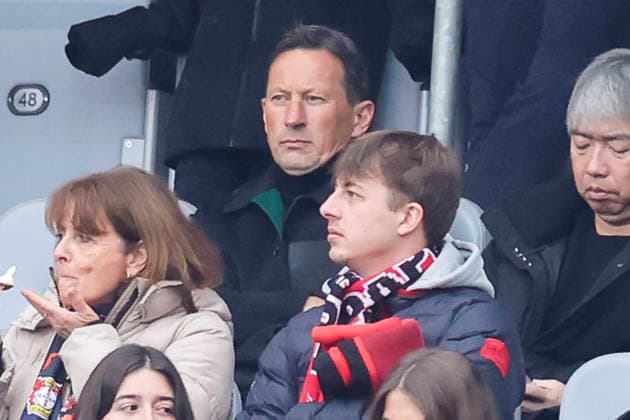 Trainer Roger Schmidt sitzt auf der Tribuene, Bundesliga, Bayer 04 Leverkusen v FC Bayern München, BayArena am 14. March 2026 in Leverkusen, Deutschland. (Foto von Marco Steinbrenner DeFodi Images) Trainer Roger Schmidt is sitting in the stands, Bundesliga, Bayer 04 Leverkusen v FC Bayern München, BayArena, March 14, 2026 in Leverkusen, Germany. (Photo by Marco Steinbrenner DeFodi Images) DFL regulations prohibit any use of photographs as image sequences and or quasi-video. - *** Trainer Roger Schmidt sitting in the stands, Bundesliga, Bayer 04 Leverkusen v FC Bayern München, BayArena am 14 March 2026 in Leverkusen, Germany Photo by Marco Steinbrenner DeFodi Images Trainer Roger Schmidt is sitting in the stands, Bundesliga, Bayer 04 Leverkusen v FC Bayern München, BayArena, March 14, 2026 in Leverkusen, Germany Photo by Marco Steinbrenner DeFodi Images DFL regulations prohibit any use of photographs as image sequences and or quasi video