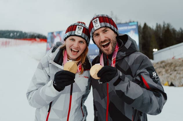 PARALYMPICS - Winter Paralympics Milano Cortina 2026 CORTINA D AMPEZZO,ITALY,14.MAR.26 - PARALYMPICS, ALPINE SKIING - Paralympic Winter games, Winterspiele,Spiele, Summer games Milano Cortina 2026, slalom, women. Image shows the rejoicing of Veronika Aigner (AUT) and Eric Digruber (AUT). Keywords: medal  GEPAxpictures xAlexanderxSolc