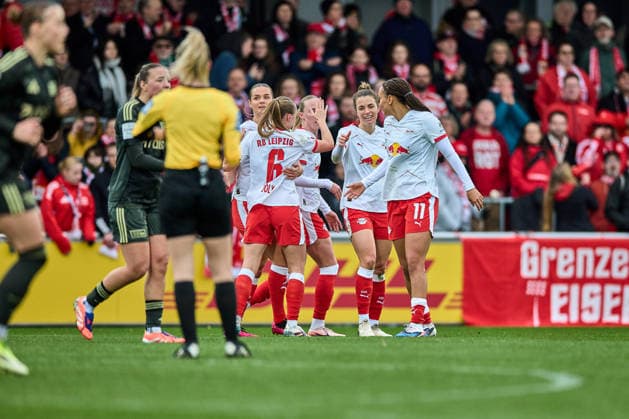 14.03.2026, GER, Frauenfußball, BL, 2025 2026, RB Leipzig - 1. FC Union Berlin Mannschaft, RB Leipzig, Jubel nach 1:1 Ausgleich Leipzig Trainingszentrum der Roten Bulle Sachsen Deutschland