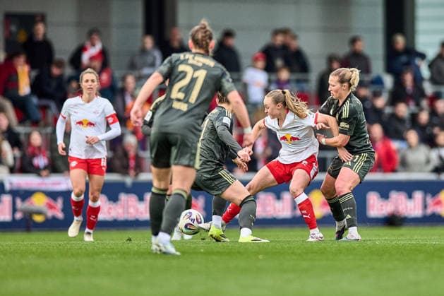 14.03.2026, GER, Frauenfußball, BL, 2025 2026, RB Leipzig - 1. FC Union Berlin Lou-Ann Joly (6, RB Leipzig), im Zweikampf, Aktion, mit Ball Leipzig Trainingszentrum der Roten Bulle Sachsen Deutschland