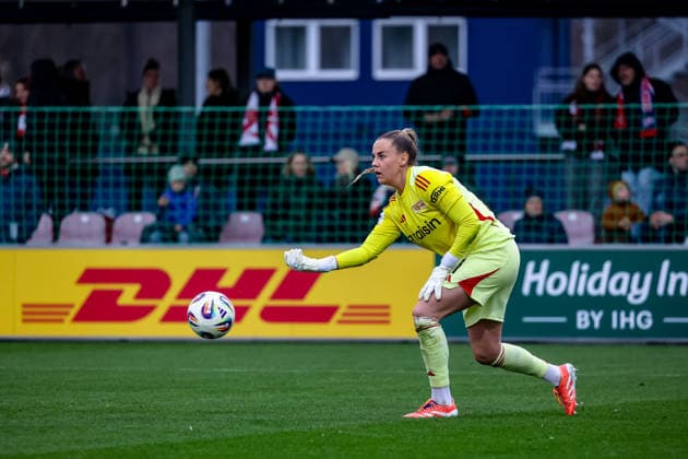 Cara Boesl (1. FC Union Berlin Frauen, 01) Auswurf, RB Leipzig Frauen vs. 1. FC Union Berlin Frauen, Fussball, Google Pixel Frauen-Bundesliga, 20. Spieltag, Saison 2025 2026, 14.03.2026 ,¨ DFL REGULATIONS PROHIBIT ANY USE OF PHOTOGRAPHS AS IMAGE SEQUENCES AND OR QUASI-VIDEO,¨ RB Leipzig Frauen vs. 1. FC Union Berlin Frauen, Fussball, Google Pixel Frauen-Bundesliga, 20. Spieltag, Saison 2025 2026, 14.03.2026 Leipzig Copyright: xEibner-Pressefoto LauraxRoemerx EP_LRR