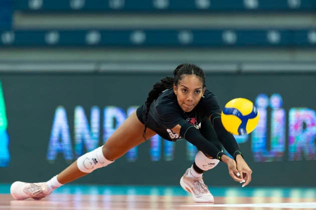 1. Volleyball Bundesliga Frauen: USC Münster vs. Schwarz-Weiss Erfurt; Münster; 14.03.2026 Erwärmung Alianza Darley ( 14; Schwarz-Weiss Erfurt) 1. Volleyball Bundesliga Frauen: USC Münster vs. Schwarz-Weiss Erfurt; Sporthalle Berg Fidel; 14.03.2026 Copyright: xBEAUTIFULxSPORTS Duehringx