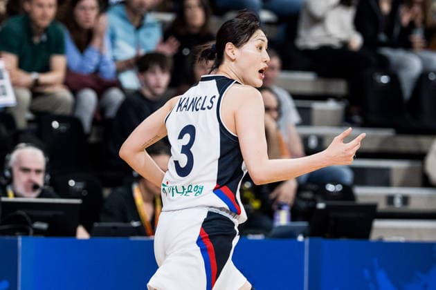 LYON-VILLEURBANNE, FRANCE - MARCH 14: Leeseul Kang (Republic of Korea, 3) after scoring another three pointer during the FIBA Women™s World Cup Qualifying Tournament match between Republic of Korea (KOR) vs. Colombia (COL) at Astroballe on matchday 3 of the FIBA Women™s World Cup Qualifying Tournament on March 14, 2026 in Lyon-Villeurbanne, France. France Copyright: xSteffiexWunderlx