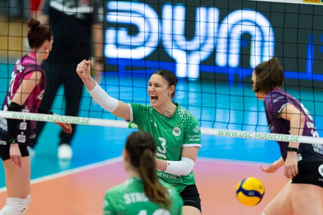 1. Volleyball Bundesliga Frauen: USC Münster vs. Schwarz-Weiss Erfurt; Münster; 14.03.2026 Jubel, Esther Spöler ( 3; USC Münster) 1. Volleyball Bundesliga Frauen: USC Münster vs. Schwarz-Weiss Erfurt; Sporthalle Berg Fidel; 14.03.2026 Copyright: xBEAUTIFULxSPORTS Duehringx