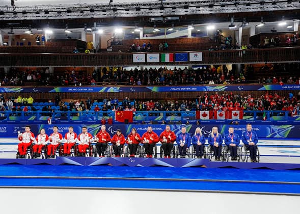 CORTINA, ITALY 20260314 The Swedish team of Marcus Holm, Kristina Ulander, Sabina Johansson, Ronny Persson and Viljo Petersson Dahl are awarded their bronze medals in mixed curling at the Paralympics during a medal ceremony at the Cortina Curling Olympic Stadium. *** The image is included in the SPORTS PACKAGE. For others PAYMENT IMAGE *** CORTINA ITALY x9200x *** CORTINA, ITALY 20260314 The Swedish team of Marcus Holm, Kristina Ulander, Sabina Johansson, Ronny Persson and Viljo Petersson Dahl are awarded their bronze medals in mixed curling at the Paralympics during a medal ceremony at the Cortina Curling Olympic Stadium The image is included in the SPORTS PACKAGE For others PAYMENT IMAGE CORTINA ITALY x9200x  Copyright: xBjörnxLarssonxRosvall TTx PARALYMPICS 2026 CURLING BRONZE MEDAL