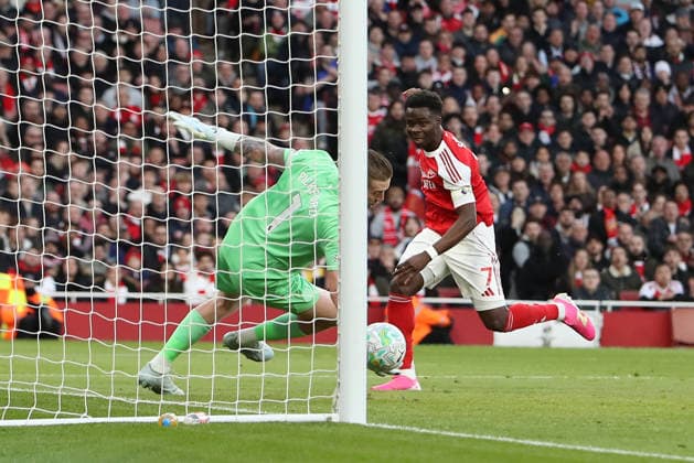 14th March 2026; Emirates Stadium, London, England; Premier League Football, Arsenal versus Everton; Bukayo Saka of Arsenal direct a header at goal which is tipped wide by goalkeeper Jordan Pickford of Everton  KatiexChan Content restricted for UK based newspaper