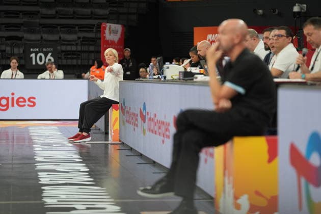 Argentina v Canada - FIBA Women World Cup Qualifiers ISTANBUL, TURKIYE - MARCH 14: Head coach Nell Fortner (3rd L) of Canada follows the match during the FIBA Women’s World Cup Qualifiers Group C basketball match between Argentina and Canada at the Turkcell Basketball Development Center in Istanbul, Turkiye on March 14, 2026. Beyza Comert Anadolu Istanbul Turkey. Editorial use only. Please get in touch for any other usage.  Copyright: x2026xAnadoluxBeyzaxComertx