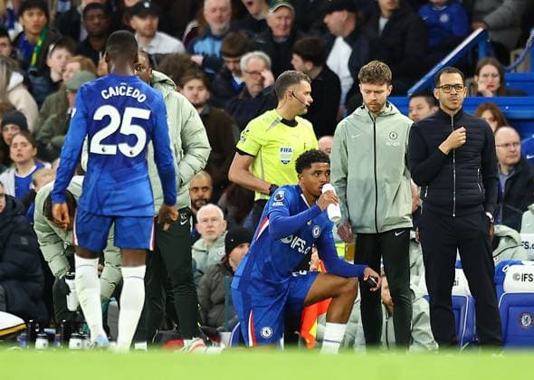 Wesley Fofana of Chelsea Chelsea v Newcastle United, Premier League, Football, Stamford Bridge, London, UK - 14 Mar 2026London Stamford Bridge United Kingdom EDITORIAL USE ONLY No use with unauthorised audio, video, data, fixture lists, club league logos or live services. Online in-match use limited to 120 images, no video emulation. No use in betting, games or single club league player publications.  Copyright: xMichaelxZemanek Shutterstockx 16757240w