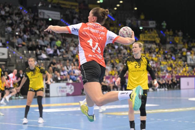 Ona Veque i Pena (HSG Blomberg-Lippe, 14) BVB Borussia Dortmund Handball vs. HSG Blomberg-Lippe, Handball, Frauen, DHB Pokal Haushahn Final 4, Halbfinale, Saison 2025 2026, 14.03.2026 BVB Borussia Dortmund Handball vs. HSG Blomberg-Lippe, Handball, Frauen, DHB Pokal Haushahn Final 4, Halbfinale, Saison 2025 2026, 14.03.2026 Stuttgart Copyright: xEibner-Pressefoto TobiasxBaurx EP_TBR