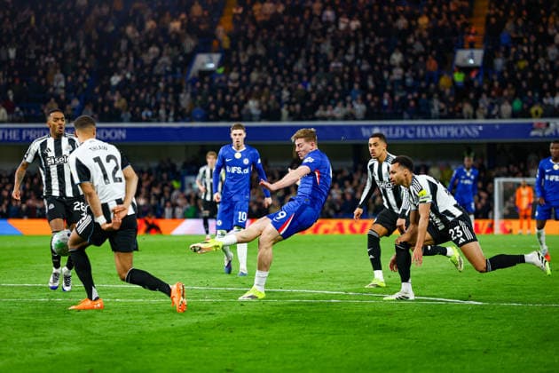 Chelsea v Newcastle United, Premier League Chelsea forward Liam Delap (9) shoots towards the goal during the Premier League match between Chelsea and Newcastle United at Stamford Bridge, London, UK on 14 March 2026. Editorial use only DataCo restrictions apply See www.football-dataco.com , Copyright: xNigelxKeenex PSI-23886-0074