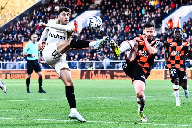 FOOTBALL : FC Lorient vs RC Lens - Ligue 1 - JournÃ e 26 - 14 03 2026 Andrija Bulatovic (RC Lens) Theo Le Bris (FC Lorient) LorientFrance  Copyright: xBaptistexAutissierx