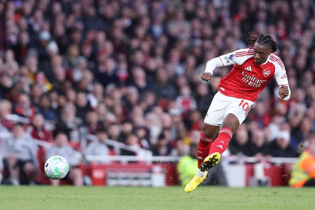 14th March 2026; Emirates Stadium, London, England; Premier League Football, Arsenal versus Everton; Eberechi Eze of Arsenal shoots  KatiexChan Content restricted for UK based newspaper