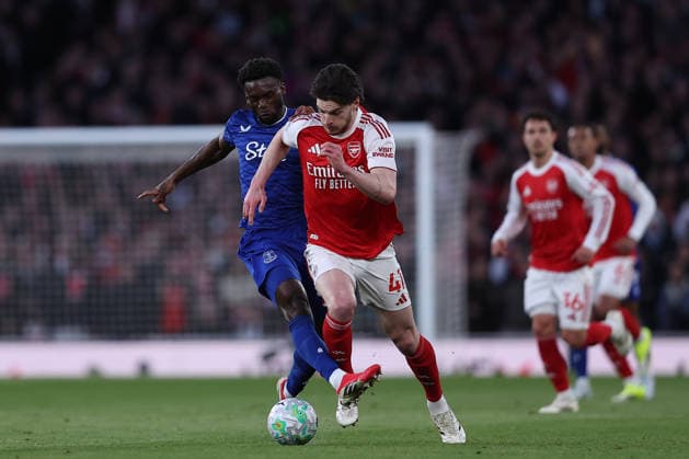 14th March 2026; Emirates Stadium, London, England; Premier League Football, Arsenal versus Everton; Declan Rice of Arsenal is tripped by Tim Iroegbunam of Everton but plays go on with advantage  KatiexChan Content restricted for UK based newspaper