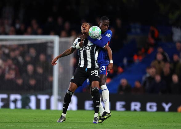 14th March 2026; Stamford Bridge, Chelsea, London, England: Premier League Football, Chelsea versus Newcastle United; Trevoh Chalobah of Chelsea challenges Joe Willock of Newcastle United  JPxFletcher Content restricted for UK based newspaper