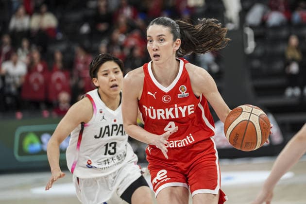 Turkiye v Japan - FIBA Women World Cup Qualifiers ISTANBUL, TURKIYE - MARCH 14: Turkiye’s Olcay Cakir (4) and Japan’s Rui Machida (13) in action during the FIBA Women’s World Cup Qualifiers Group C basketball match between Turkiye and Japan at the Turkcell Basketball Development Center in Istanbul, Turkiye, on March 14, 2026. Beyza Comert Anadolu Istanbul Turkey. Editorial use only. Please get in touch for any other usage.  Copyright: x2026xAnadoluxBeyzaxComertx