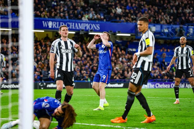 Chelsea v Newcastle United, Premier League Chelsea forward Liam Delap (9) shoots towards the goal and reacts to the miss during the Premier League match between Chelsea and Newcastle United at Stamford Bridge, London, UK on 14 March 2026. Editorial use only DataCo restrictions apply See www.football-dataco.com , Copyright: xNigelxKeenex PSI-23886-0084