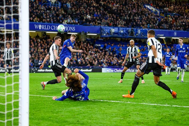 Chelsea v Newcastle United, Premier League Chelsea forward Liam Delap (9) shoots towards the goal during the Premier League match between Chelsea and Newcastle United at Stamford Bridge, London, UK on 14 March 2026. Editorial use only DataCo restrictions apply See www.football-dataco.com , Copyright: xNigelxKeenex PSI-23886-0085