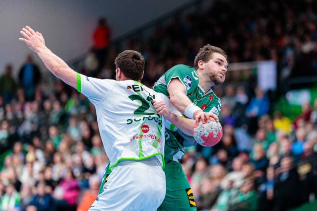 Zweikampf, v.l. Jona Schoch (HSG Wetzlar, 22), Ian Weber (GWD Minden, 13) GER, GWD Minden vs. HSG Wetzlar, Handball, 1. Bundesliga, 25. Spieltag, Spielzeit 2025 2026, 14.03.2026 GER, GWD Minden vs. HSG Wetzlar, Handball, 1. Bundesliga, 25. Spieltag, Spielzeit 2025 2026, 14.03.2026 Minden Copyright: xEibner-Pressefoto JanxRollingerx EP_JSK