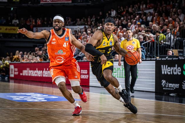 1. Basketball Bundesliga, easyCredit BBL, Saison 2025 2026, Herren, Hauptrunde, 24. Spieltag, 14.03.2026, RASTA Vechta - MHP Riesen Ludwigsburg Stefan Smith ( 3 - MHP Riesen Ludwigsburg) in Aktion Vechta RASTA Dome Niedersachsen Deutschland