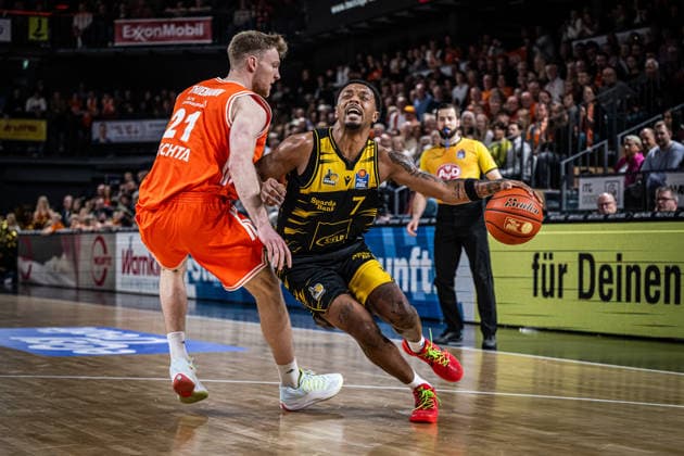 1. Basketball Bundesliga, easyCredit BBL, Saison 2025 2026, Herren, Hauptrunde, 24. Spieltag, 14.03.2026, RASTA Vechta - MHP Riesen Ludwigsburg Elijah Hughes ( 7 - MHP Riesen Ludwigsburg) in Aktion Vechta RASTA Dome Niedersachsen Deutschland