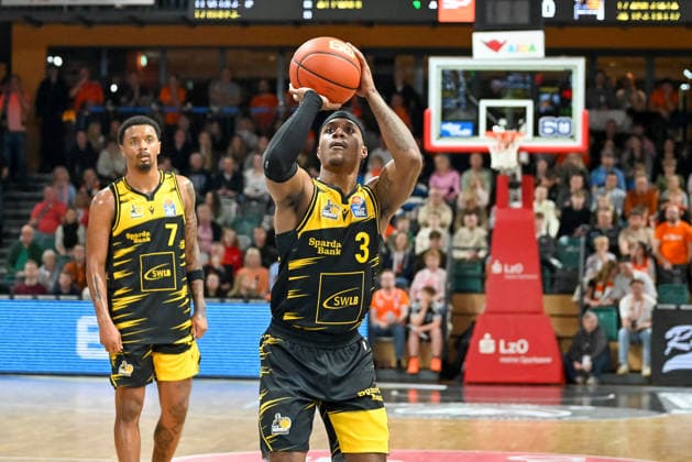 Stefan Smith (MHP Riesen Ludwigsburg, 03) beim Freiwurf RASTA Vechta vs. MHP Riesen Ludwigsburg, easyCredit Basketball Bundesliga, 24. Spieltag, Saison 2025 2026, 14.03.2026, RASTA Vechta vs. MHP Riesen Ludwigsburg, easyCredit Basketball Bundesliga, 24. Spieltag, Saison 2025 2026, 14.03.2026 Vechta Copyright: xEibner-Pressefoto RobertxGertzenx EP_RGN