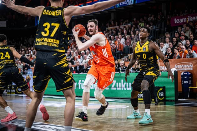 1. Basketball Bundesliga, easyCredit BBL, Saison 2025 2026, Herren, Hauptrunde, 24. Spieltag, 14.03.2026, RASTA Vechta - MHP Riesen Ludwigsburg Philipp Herkenhoff ( 14 - RASTA Vechta) in Aktion Vechta RASTA Dome Niedersachsen Deutschland
