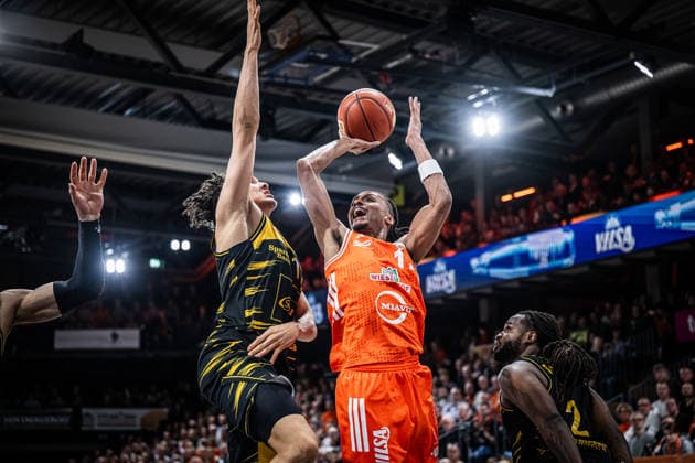 1. Basketball Bundesliga, easyCredit BBL, Saison 2025 2026, Herren, Hauptrunde, 24. Spieltag, 14.03.2026, RASTA Vechta - MHP Riesen Ludwigsburg Alonzo Verge ( 11 - RASTA Vechta) beim Korbleger Vechta RASTA Dome Niedersachsen Deutschland