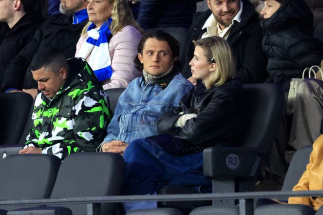 DEU, DFL, 2. FBL, Hertha BSC vs. VfL Bochum, 14.03.2026, Berliner Olympiastadion, Berlin, DEU, DFL, 2. FBL, Hertha BSC vs. VfL Bochum, im Bild Fabian Reese (Hertha BSC Berlin 11) mit Begleitung DFL - regulations prohibit any use of Photographs as image sequences and or quasi-video
