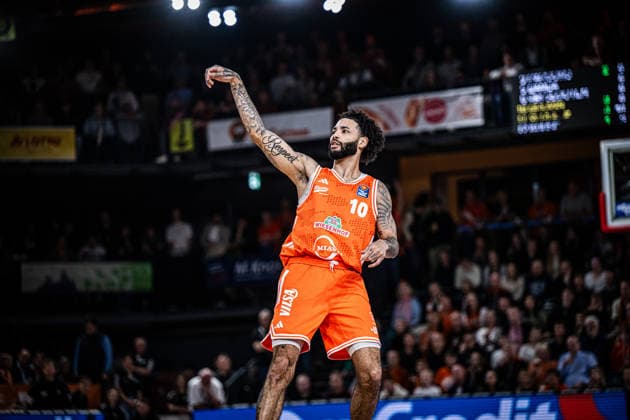 1. Basketball Bundesliga, easyCredit BBL, Saison 2025 2026, Herren, Hauptrunde, 24. Spieltag, 14.03.2026, RASTA Vechta - MHP Riesen Ludwigsburg Tevin Brown ( 10 - RASTA Vechta) während der Partie Vechta RASTA Dome Niedersachsen Deutschland