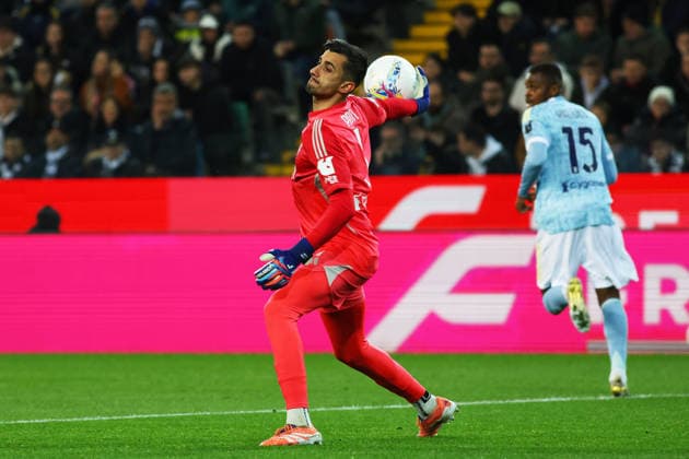 Juventus™ goalkeeper Mattia Perin during the Serie A soccer match between Udinese and Juventus at the Bluenergy Stadium in Udine, north east Italy - Saturday, March 14,2026 - soccer  Copyright: xAndreaxBressanutti LaPressex