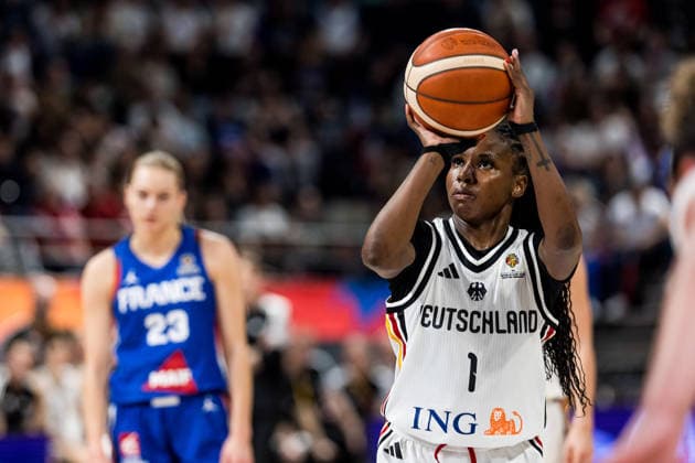 LYON-VILLEURBANNE, FRANCE - MARCH 14: Alexis Peterson (Germany, 1) on the freethrow line during the FIBA Women™s World Cup Qualifying Tournament match between Germany (GER) vs. France (FRA) at Astroballe on matchday 3 of the FIBA Women™s World Cup Qualifying Tournament on March 14, 2026 in Lyon-Villeurbanne, France. France Copyright: xSteffiexWunderlx