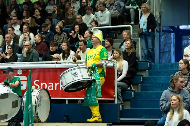 1. Volleyball Bundesliga Frauen: USC Münster vs. Schwarz-Weiss Erfurt; Münster; 14.03.2026 USC Münster Fan 1. Volleyball Bundesliga Frauen: USC Münster vs. Schwarz-Weiss Erfurt; Sporthalle Berg Fidel; 14.03.2026 Copyright: xBEAUTIFULxSPORTS Duehringx