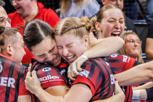 Jubel bei der HSG Bensheim Auerbach über den Einzug ins Finale, 14.03.2026, Stuttgart (Deutschland), Handball Frauen, Final4 2026, Halbfinale 1, Thüringer HC - HSG Bensheim Auerbach