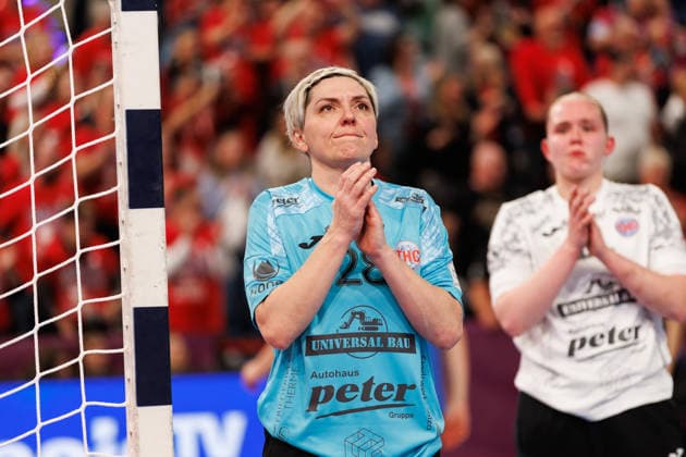 Lydia Jakubisova (Thüringer HC, 28); Enttäuschung, enttäuscht, Frustration, 14.03.2026, Stuttgart (Deutschland), Handball Frauen, Final4 2026, Halbfinale 1, Thüringer HC - HSG Bensheim Auerbach