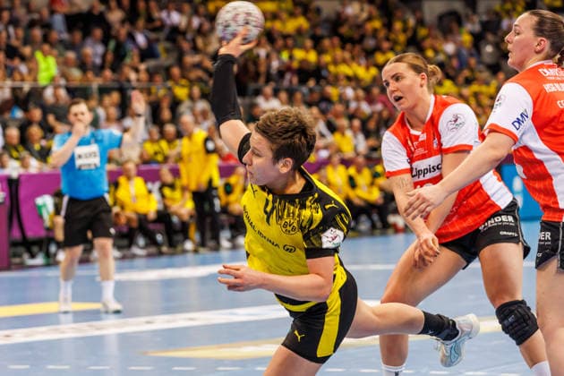 Alina Grijseels (Dortmund, 4); Aktion, 14.03.2026, Stuttgart (Deutschland), Handball Frauen, Final4 2026, Halbfinale 2, BVB Dortmund - HSG Blomberg-Lippe