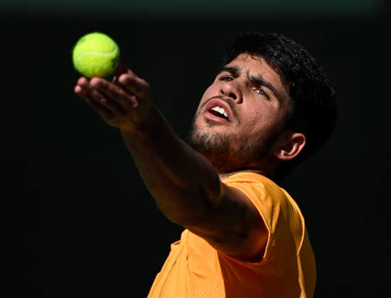 March 14, 2026 Carlos Alcaraz (ESP) serves against Daniil Medvedev during their semifinal match at the BNP Paribas Open held at the Indian Wells Tennis Garden in Indian Wells, California. Mandatory Photo Credit : CSM Indian Wells United States of America - ZUMAc04_ 20260314_zma_c04_074 Copyright: xCharlesxBausx