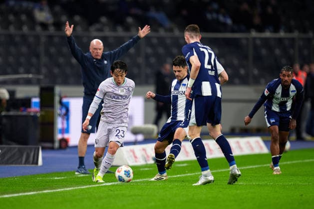 Koji Miyoshi (VfL Bochum 1848, 23), Josip Brekalo (Hertha BSC, 07), Niklas Kolbe (Hertha BSC, 27), Uwe Roesler (Cheftrainer, VfL Bochum 1848), GER, Hertha BSC vs. ,VfL Bochum 1848, 2. Bundesliga, Saison 2025 2026, 26. Spieltag, 14.03.2026 (DFL REGULATIONS PROHIBIT ANY USE OF PHOTOGRAPHS AS IMAGE SEQUENCES AND OR QUASI - VIDEO). GER, Hertha BSC vs. ,VfL Bochum 1848, 2. Bundesliga, Saison 2025 2026, 26. Spieltag, 14.03.2026 Berlin