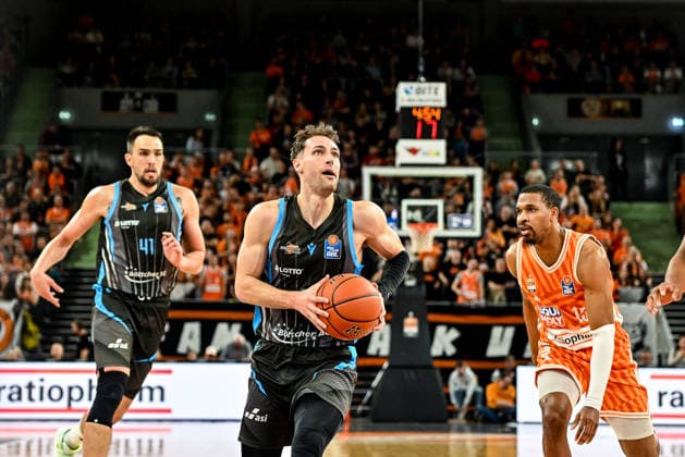 GER, BBL, ratiopharm Ulm vs Science City Jena 14.03.2026, ratiopharm arena, Neu-Ulm, GER, BBL, ratiopharm Ulm vs Science City Jena, im Bild Jack Pagenkopf (Jena, 11)