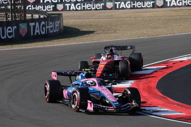 SHANGHAI, CHINA - MARCH 14: A F1 driver competes in the Qualifying Race during the 2026 Formula 1 Chinese Grand Prix at the Shanghai International Circuit on March 14, 2026 in Shanghai, China. The 2026 Formula 1 Chinese Grand Prix takes place at the Shanghai International Circuit from March 13 to 15.  Copyright: xVCGx 111628098802