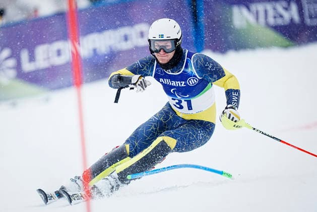 CORTINA, ITALIEN 20260315 Sveriges Arvid Skoglund under herrarnas staende slalom under i Paralympics i Tofane Alpine Skiiing Center, Cortina. *** Bilden ingar i SPORTPAKET. För övriga BETALBILD *** CORTINA ITALIEN x9200x *** CORTINA, ITALY 20260315 Swedens Arvid Skoglund during the mens standing slalom at the Paralympics in Tofane Alpine Skiing Center, Cortina Picture in SPORTPAKET For others PAYPICTURE CORTINA ITALY x9200x  Copyright: xBjörnxLarssonxRosvall TTx PARALYMPICS 2026 SLALOM
