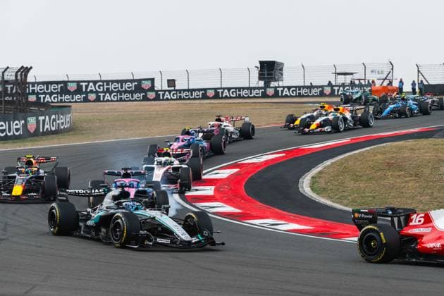 Formula 1 Heineken Chinese Grand Prix 2026 Levi Erb OVERTAKE MAXPPP - Shanghai 15 03 2026 Race start at the Formula 1 Heineken Chinese Grand Prix 2026, the 2nd round of the 2026 FIA Formula 1 World Championship, WM, Weltmeisterschaft at the Shanghai International Circuit in Shanghai, China, from 12 to 15 March 2026 Shanghai Shanghai International Circuit China  Copyright: xOVERTAKE MAXPPPxLevixErbx OVT202603158207 OVT202603158207