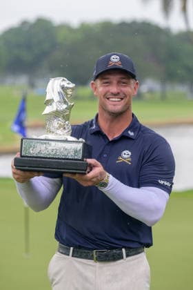 March 15, 2026, Singapore, Ingapore, Singapore: USAÃ¢â‚¬â ¢s Bryson DeChambeau wins the Singapore tournament, beating Richard T. Lee from Canada in a pne hole tie-breaker on the 18th hole. Final Round of the LIV Golf in Singapore Singapore Singapore - ZUMAr144 20260315_zap_r144_029 Copyright: xJaynexRussellx