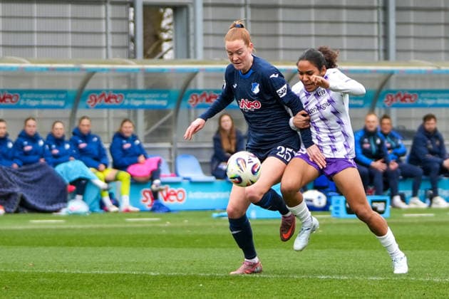 Google Pixel Frauen-Bundesliga: TSG Hoffenheim vs SGS Essen, Dietmar-Hopp-Stadion, 15.03.2026 Zweikampf zwischen NikÃ e van Dijk (TSG Hoffenheim Frauen, 25) und Ella Touon (SGS Essen Frauen, 32) Google Pixel Frauen-Bundesliga: TSG Hoffenheim vs SGS Essen, Dietmar-Hopp-Stadion, 15.03.2026 DFB DFL REGULATIONS PROHIBIT ANY USE OF PHOTOGRAPHS AS IMAGE SEQUENCES AND OR QUASI-VIDEO. Copyright: xBEAUTILUSxSPORTS Hillx