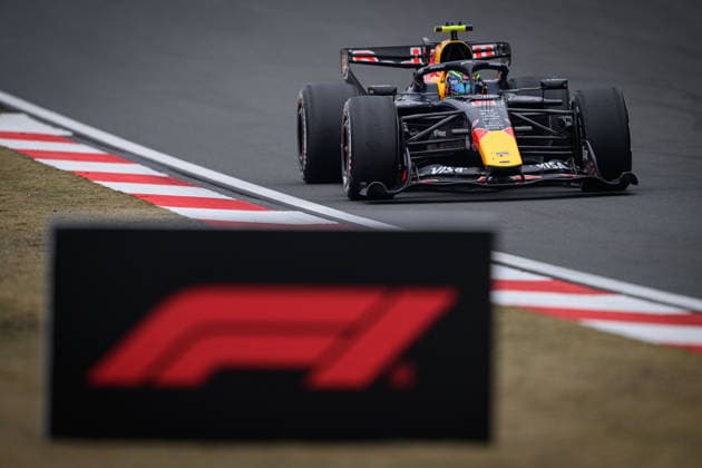 Formula 1 Chinese Grand Prix 2026 SHANGHAI, CHINA - MARCH 15: Isack Hadjar of France driving the (6) Oracle Red Bull Racing RB22 Red Bull Ford on track during the F1 Grand Prix of China at Shanghai International Circuit on March 15, 2026 in Shanghai, China. John Ricky Anadolu Shanghai China. Editorial use only. Please get in touch for any other usage.  Copyright: x2026xAnadoluxJohnxRickyx
