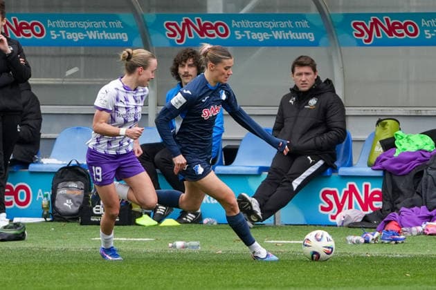 Google Pixel Frauen-Bundesliga: TSG Hoffenheim vs SGS Essen, Dietmar-Hopp-Stadion, 15.03.2026 Zweikampf zwischen Selina Cerci (TSG Hoffenheim Frauen, 29) und Beke Sterner (SGS Essen Frauen, 19) Google Pixel Frauen-Bundesliga: TSG Hoffenheim vs SGS Essen, Dietmar-Hopp-Stadion, 15.03.2026 DFB DFL REGULATIONS PROHIBIT ANY USE OF PHOTOGRAPHS AS IMAGE SEQUENCES AND OR QUASI-VIDEO. Copyright: xBEAUTILUSxSPORTS Hillx