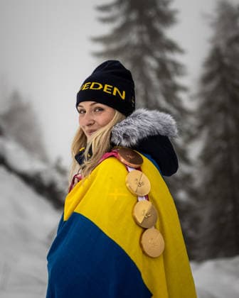 260315 Ebba Arsjö of Sweden poses for a portrait with her Paralympic gold and bronze medals after competing in the women™s Para alpine downhill, super-G, combined and giant slalom events during day 9 of the Milano Cortina 2026 Winter Paralympic Games on March 15, 2026 in Cortina. Photo: Maxim ThorÃ BILDBYRAN kod MT MT1029 alpint alpine skiing paralympic games paralympics paralympiska spel paralympiske leker vinter-paralympics winter paralympics milano cortina 2026 milano cortina 2026 winter paralympic games 9 bbeng sverige guld brons porträtt *** 260315 Ebba Arsjö of Sweden poses for a portrait with her Paralympic gold and bronze medals after competing in the women™s Para alpine downhill, super G, combined and giant slalom events during day 9 of the Milano Cortina 2026 Winter Paralympic Games on March 15, 2026 in Cortina Photo Maxim ThorÃ BILDBYRAN code MT MT1029 alpine alpine skiing paralympic games paralympic games paralympiske leker vinter paralympics winter paralympics milano cortina 2026 milano cortina 2026 winter paralympic games 9 bbeng sverige guld brons porträtt  Copyright: MAXIMxTHORE BB260315MT019