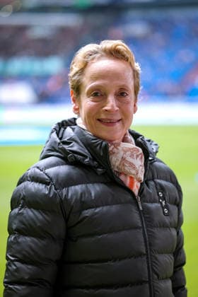15.03.2026, Fußball, FC Schalke 04 - Hannover 96, 26. Spieltag, 2. Fußball Bundesliga, Veltins-Arena Gelsenkirchen, Saison 2025 2026: Isabell Werth (Reiten Dressur Dressurreiterin Reiterin Dressurreiten) DFB regulations prohibit any use of photographs as image sequences and or quasi-video. Nordrhein-Westfalen Deutschland