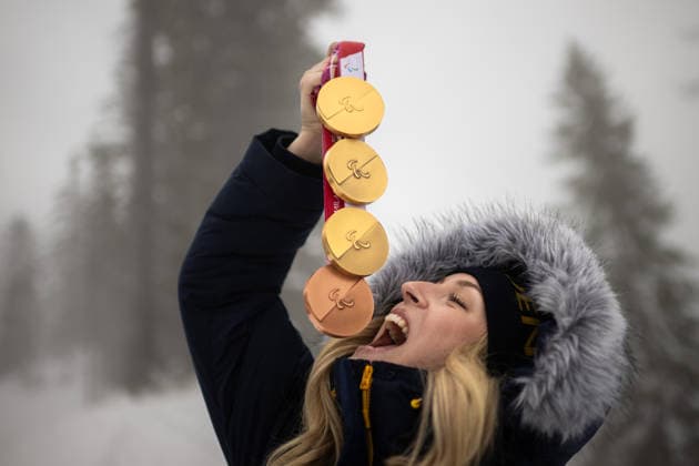 260315 Ebba Arsjö of Sweden poses for a portrait with her Paralympic gold and bronze medals after competing in the women™s Para alpine downhill, super-G, combined and giant slalom events during day 9 of the Milano Cortina 2026 Winter Paralympic Games on March 15, 2026 in Cortina. Photo: Maxim ThorÃ BILDBYRAN kod MT MT1029 alpint alpine skiing paralympic games paralympics paralympiska spel paralympiske leker vinter-paralympics winter paralympics milano cortina 2026 milano cortina 2026 winter paralympic games 9 bbeng sverige guld brons porträtt *** 260315 Ebba Arsjö of Sweden poses for a portrait with her Paralympic gold and bronze medals after competing in the women™s Para alpine downhill, super G, combined and giant slalom events during day 9 of the Milano Cortina 2026 Winter Paralympic Games on March 15, 2026 in Cortina Photo Maxim ThorÃ BILDBYRAN code MT MT1029 alpine alpine skiing paralympic games paralympic games paralympiske leker vinter paralympics winter paralympics milano cortina 2026 milano cortina 2026 winter paralympic games 9 bbeng sverige guld brons porträtt  Copyright: MAXIMxTHORE BB260315MT029