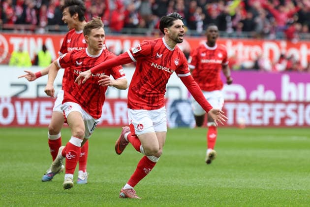 15.03.2026, xrekx, Fussball 2.Bundesliga, 1.FC Kaiserslautern - Karlsruher SC v.l. Torjubel nach dem Tor zum celebrating the goal celebrate 1:0 durch Semih Sahin (1.FC Kaiserslautern) (DFL DFB REGULATIONS PROHIBIT ANY USE OF PHOTOGRAPHS as IMAGE SEQUENCES and or QUASI-VIDEO) Kaiserslautern