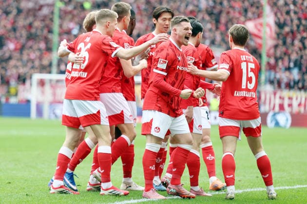 15.03.2026, xrekx, Fussball 2.Bundesliga, 1.FC Kaiserslautern - Karlsruher SC v.l. Torjubel nach dem Tor zum celebrating the goal celebrate 1:0 durch Semih Sahin (1.FC Kaiserslautern) mit Marlon Ritter (1.FC Kaiserslautern) (DFL DFB REGULATIONS PROHIBIT ANY USE OF PHOTOGRAPHS as IMAGE SEQUENCES and or QUASI-VIDEO) Kaiserslautern